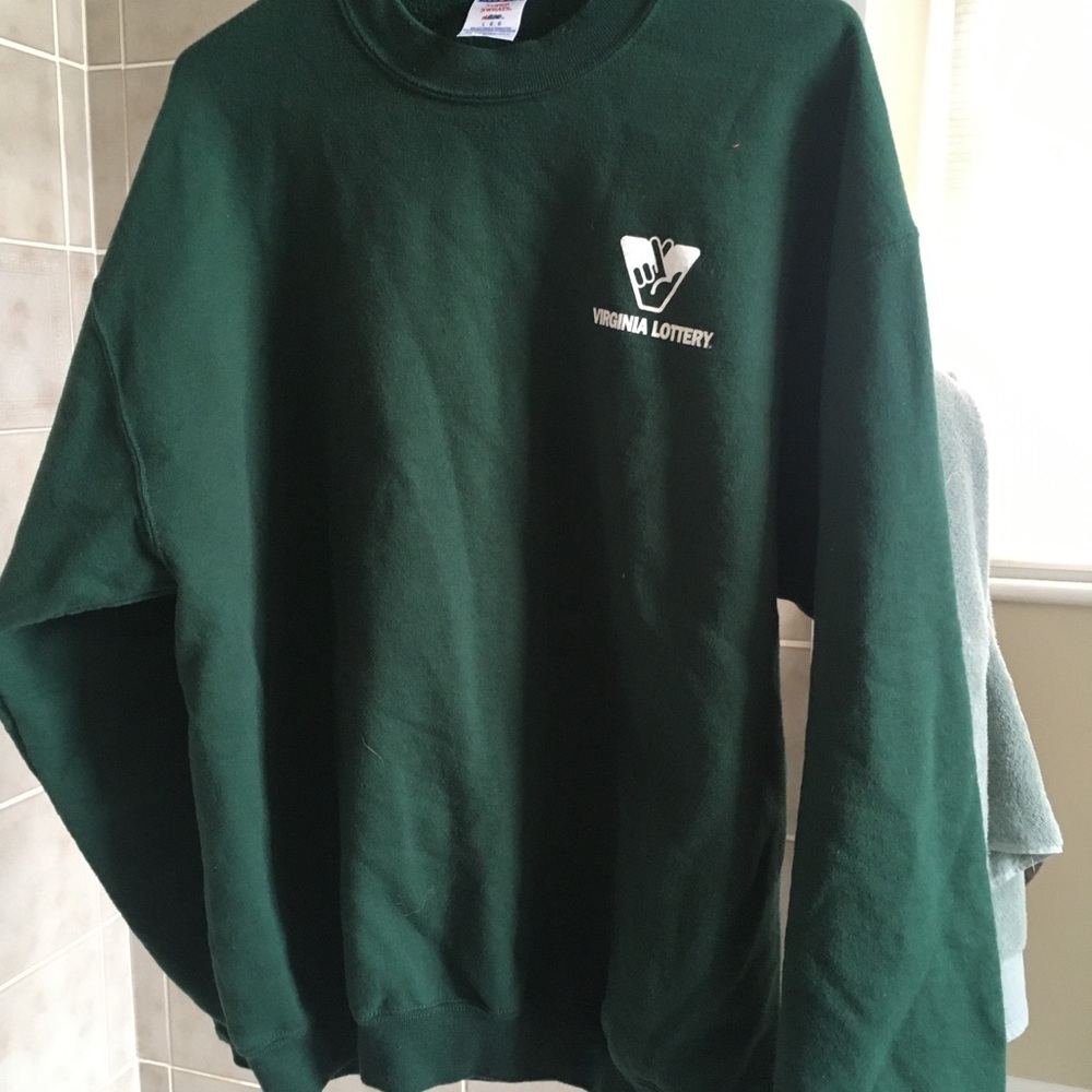 Virginia lottery crew neck sweatshirt vintage